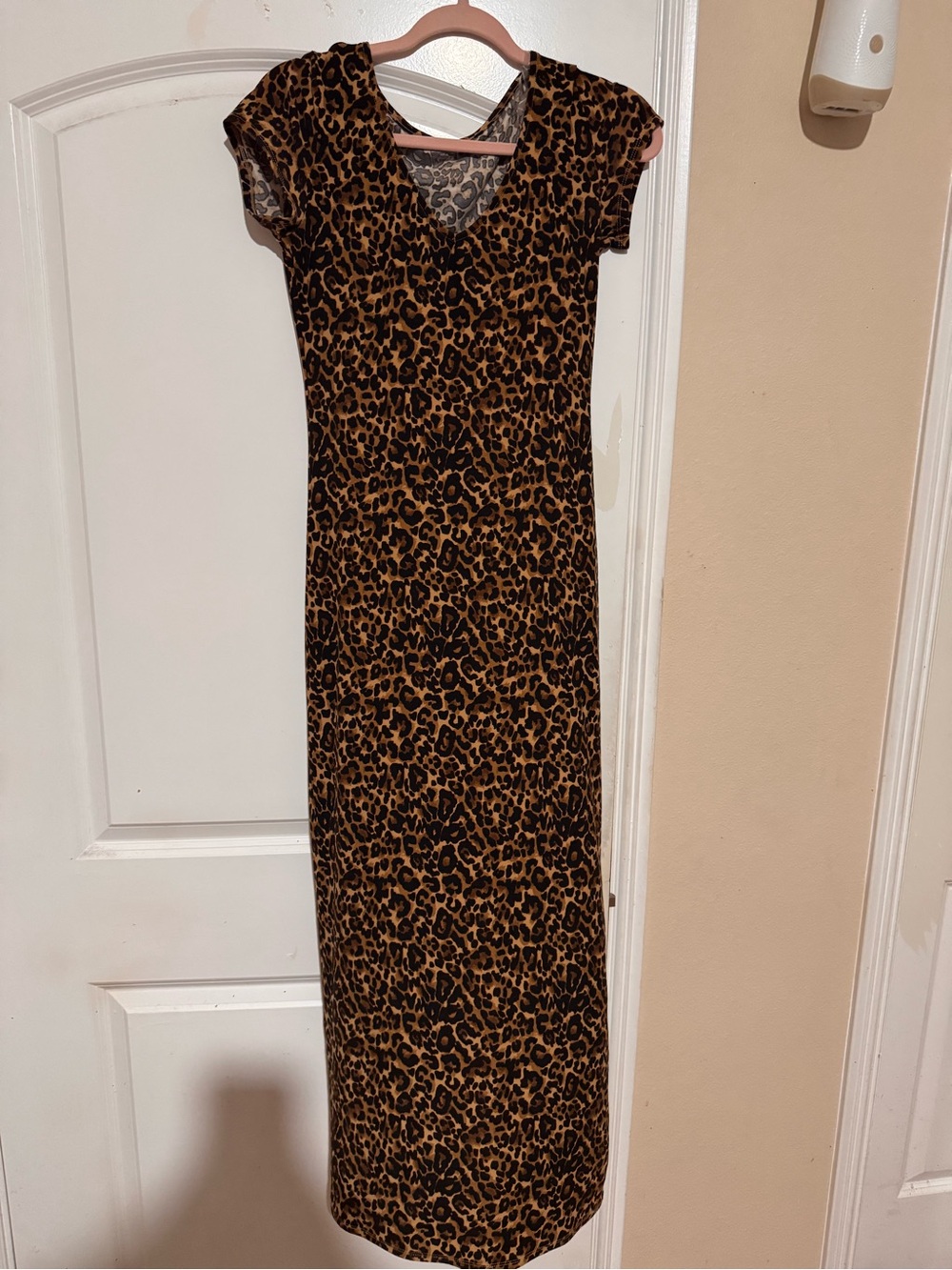 No Boundaries Leopard Print V-Neck Maxi Dress - Brown & Black